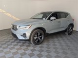 New 2025 Volvo XC40 B5 Core image 4