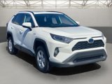 Used 2021 Toyota RAV4 XLE image 2