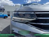 Used 2024 Volkswagen Tiguan SE image 2