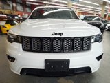 Used 2017 Jeep Grand Cherokee Altitude image 2