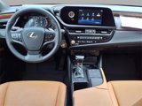Certified 2022 Lexus ES 350 w/ Premium Package image 5