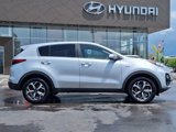 Used 2020 Kia Sportage LX image 2
