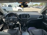 Used 2021 Jeep Cherokee Latitude Lux w/ Comfort/Convenience Group image 2
