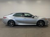 Used 2019 Toyota Camry SE image 2