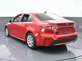 Used 2021 Toyota Corolla LE image 4