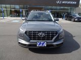 New 2025 Hyundai Venue SEL image 2