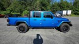 New 2023 Jeep Gladiator Sport image 5