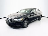 Used 2021 Volkswagen Jetta SE w/ SE Cold Weather Package image 3