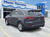 Used 2019 Kia Sorento LX image 4