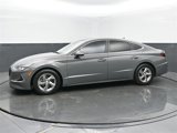 Used 2021 Hyundai Sonata SE image 2