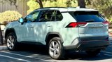 Used 2021 Toyota RAV4 XLE Premium image 6