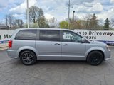 Used 2015 Dodge Grand Caravan SE image 2
