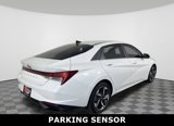 Used 2022 Hyundai Elantra SEL w/ Convenience + Premium Package image 3
