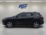 Used 2019 Jeep Cherokee Limited w/ Luxury Group image 4