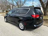 Used 2021 Chrysler Voyager Lxi image 3