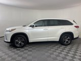 Used 2018 Toyota Highlander Plus image 2
