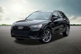 Used 2025 Audi Q3 2.0T Premium w/ Convenience Package image 2