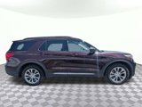 Used 2022 Ford Explorer XLT w/ Equipment Group 202A image 2