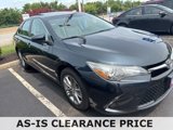Used 2016 Toyota Camry SE image 2