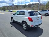 Used 2017 Chevrolet Trax LT w/ LT Convenience Package image 4