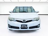 Used 2014 Toyota Camry SE image 2