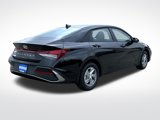 New 2025 Hyundai Elantra SE image 6