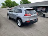 Used 2017 Jeep Cherokee Latitude w/ Cold Weather Group image 3