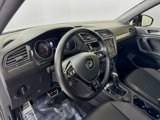 Used 2020 Volkswagen Tiguan SE R-Line image 4