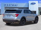 Certified 2022 Ford Explorer XLT image 4