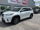 Used 2018 Toyota Highlander XLE image 2