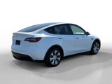 Used 2022 Tesla Model Y Long Range image 5
