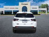 New 2025 Jeep Compass Latitude image 5
