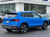 Certified 2024 Volkswagen Taos SE image 5
