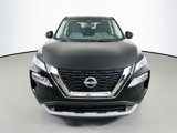 Used 2023 Nissan Rogue SV image 2