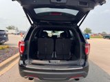 Used 2018 Ford Explorer XLT image 5