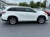 Used 2016 Toyota Highlander Plus image 2