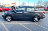Used 2015 Ford Fiesta SE image 3