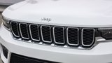 Certified 2022 Jeep Grand Cherokee Laredo image 6
