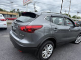 Used 2017 Nissan Rogue Sport SV image 2