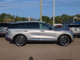 Certified 2021 Lincoln Aviator Reserve w/ Equipment Group 202A image 3