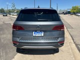 Certified 2022 Volkswagen Taos SE w/ Panoramic Sunroof Package image 4
