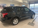 Used 2015 Ford Explorer XLT w/ Equipment Group 202A image 5