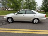 Used 2004 Toyota Camry XLE image 4