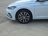 Used 2025 Volkswagen Jetta SE w/ Sunroof Package image 5