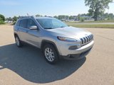 Used 2016 Jeep Cherokee Latitude w/ Safety/Convenience Group image 3