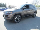 Certified 2023 Jeep Compass Limited w/ Sun and Sound Group image 3