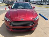Used 2016 Ford Fusion SE image 2