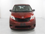 Used 2012 Toyota Sienna image 2