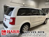 Used 2011 Chrysler Town & Country Touring-L w/ Entertainment Group #2 image 4