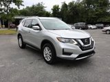 Used 2018 Nissan Rogue SV image 3